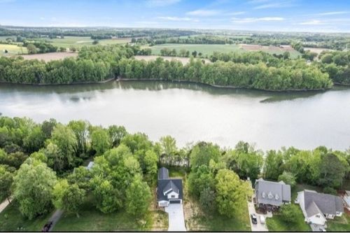 73 Cypress Point Dr, Winchester, TN, 37398-5518 | Card Image