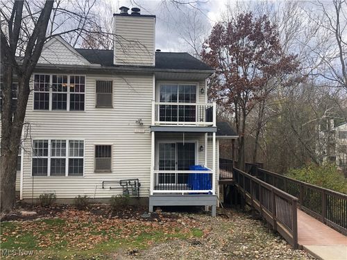 1907 Stoney Run Cir, Broadview Heights, OH, 44147-2564 | Card Image