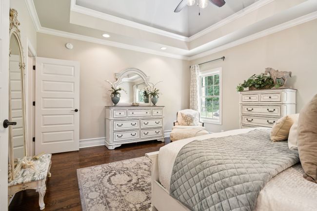 Owner's Bedroom Alternate view | Image 26