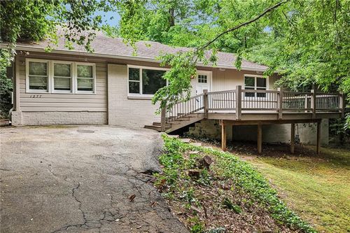 1277 Dunwoody Ln Ne, Brookhaven, GA, 30319-1513 | Card Image