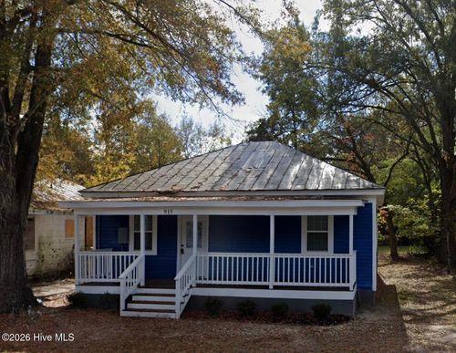 915 E Holly St, Rocky Mount, NC, 27801-5834 | Card Image
