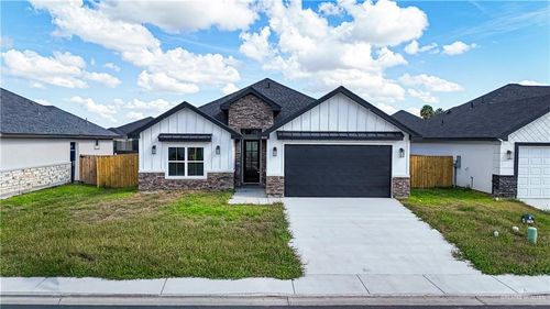 806 Beanka Dr, La Feria, TX, 78559-2016 | Card Image