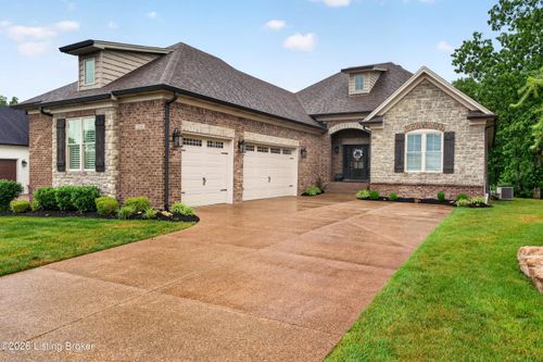 216 Locust Park Pl, Louisville, KY, 40245-7210 | Card Image