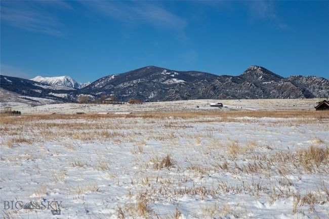 Tract 3 View of mountain feature | Image 32