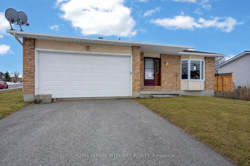 3064 Rue Principale Street, Alfred and Plantagenet, ON, K0A3K0 | Card Image