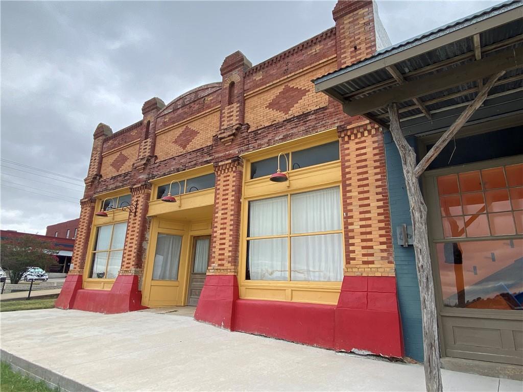 Residential Lease in Coupland 3