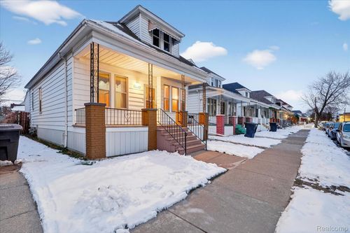 5086 Casmere St, Hamtramck, MI, 48212-2845 | Card Image