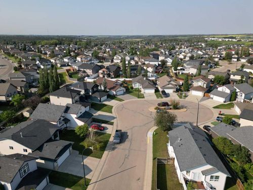 73 Ogilvie Close, Red Deer, AB, T4P3X7 | Card Image
