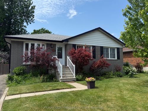 134 Wakefield Rd, Milton, ON, L9T2L9 | Card Image
