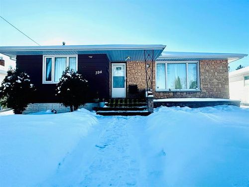 394 Semple Ave, Winnipeg, MB, R2V1C3 | Card Image