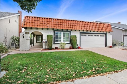 1745 N Holbrook St, Anaheim, CA, 92807-1011 | Card Image