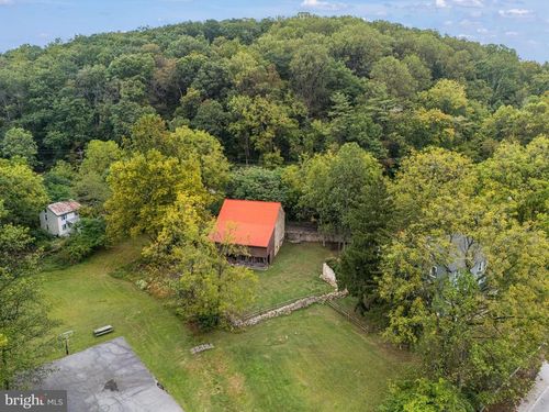 4701 Edges Mill Rd, DOWNINGTOWN, PA, 19335-1909 | Card Image