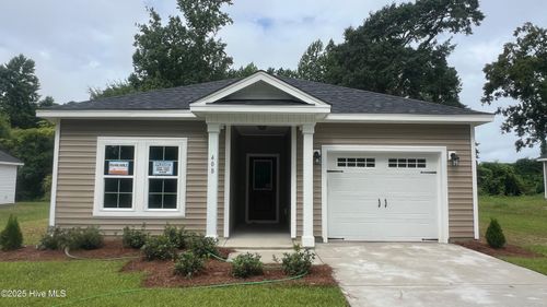 408 Hadnot Ave, Maysville, NC, 28555-9010 | Card Image