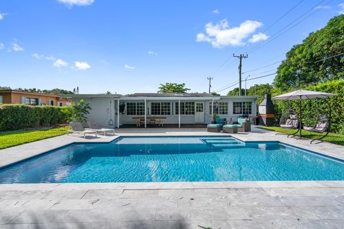 175 Nw 125th St, North Miami, FL, 33168-4616 | Card Image