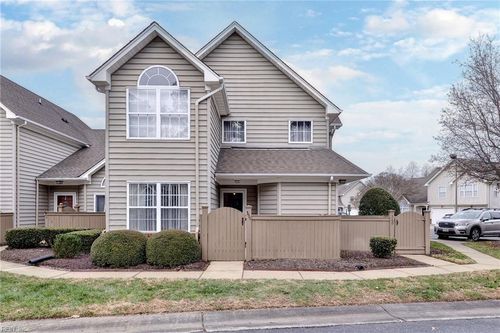 371 Fairway Lookout, Williamsburg, VA, 23188-1418 | Card Image