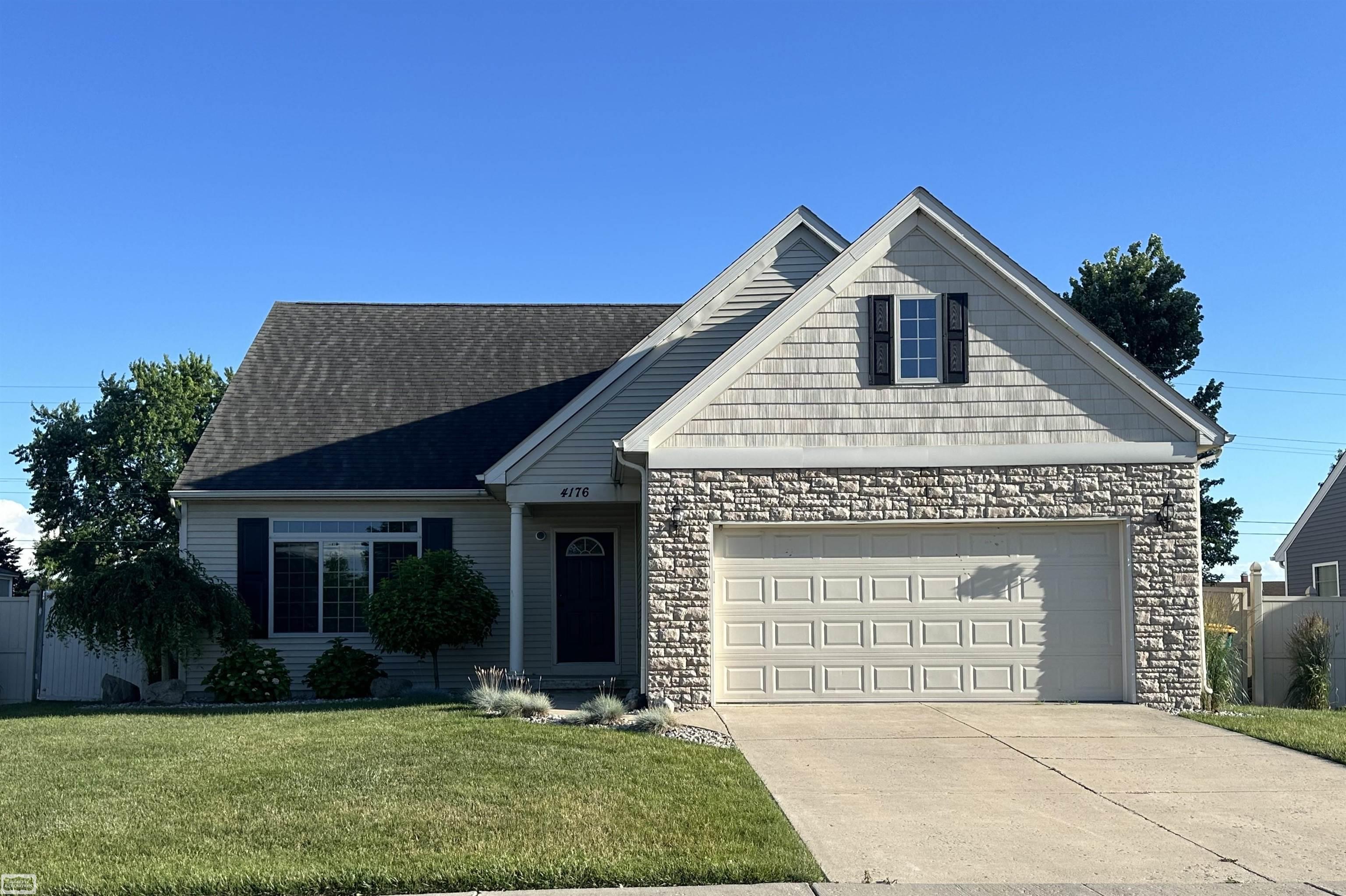 Paul Cir, Bay City, MI 48706