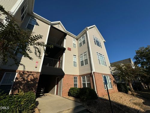 apt-202-2511 Friedland Pl, Raleigh, NC, 27617-8494 | Card Image