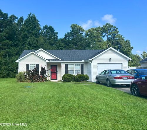 102 Mocha Ct, New Bern, NC, 28560-9555 | Card Image