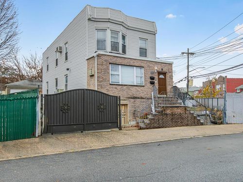 1465 Mayflower Ave, Bronx, NY, 10461-5580 | Card Image