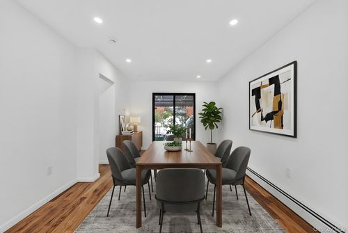 186-14 121st Ave, Saint Albans, NY, 11412-3902 | Card Image