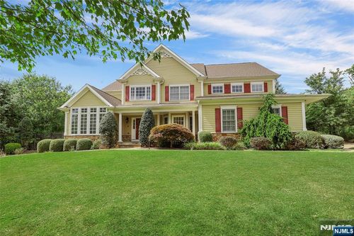22 Meadow Lake Dr, Mahwah, NJ, 07430-2505 | Card Image