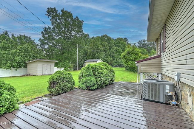 145 Linda Hts, House other with 3 bedrooms, 3 bathrooms and null parking in Fall Branch TN | Image 14