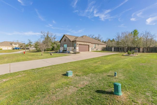 254 Chisholm Trl, House other with 3 bedrooms, 2 bathrooms and 2 parking in Bastrop TX | Image 26