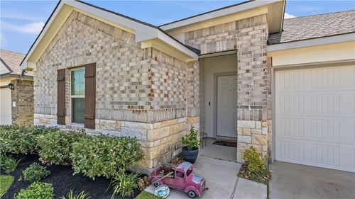 2521 River Way Drive, Navasota, TX, 77868 | Card Image