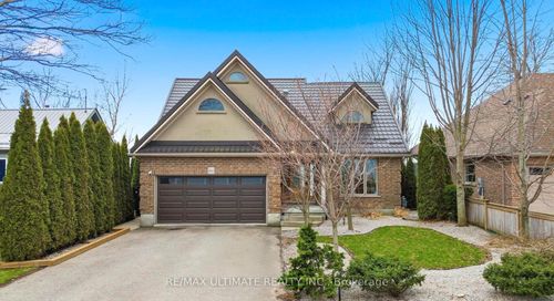 104 Brown St, Port Dover, ON, N0A1N7 | Card Image