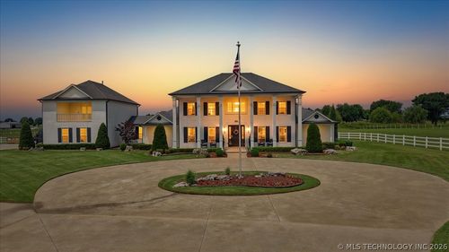 19220 Saddleback Dr, Mounds, OK, 74047-5478 | Card Image