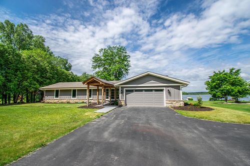 5221 Little Cedar Lane, West Bend, WI, 53095 | Card Image
