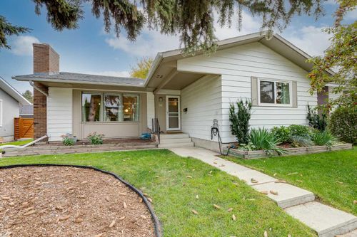 96 Alderwood Close Se, Calgary, AB, T2H1T3 | Card Image