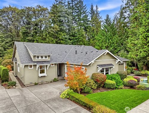 12114 Big Leaf Way Ne, Redmond, WA, 98053-5682 | Card Image
