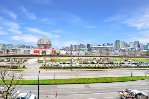 403-1188 Quebec St, Vancouver, BC, V6A4B3 | Card Image