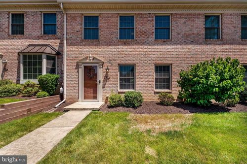 604 Glenbrook Dr, HARRISBURG, PA, 17110-4022 | Card Image