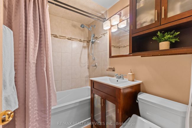 21 - 475 Bramalea Rd, Condo with 4 bedrooms, 2 bathrooms and 1 parking in Brampton ON | Image 20