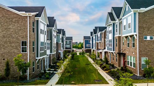 7251 Otley Dr, West Chester, OH, 45069-6341 | Card Image