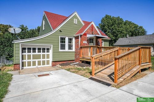 6524 Emmet St, Omaha, NE, 68104-3231 | Card Image