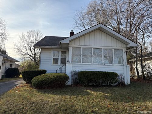 2209 Raskob St, Flint, MI, 48504-3486 | Card Image