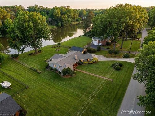 4056 Beaver Brook Rd, Clemmons, NC, 27012-7501 | Card Image