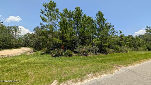 201 Whispering Pines Rd, Georgetown, FL, 32139-2335 | Card Image