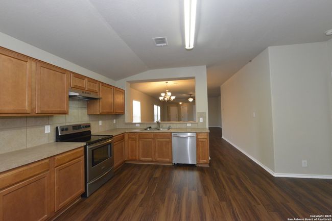 201 Brahma Way, House other with 4 bedrooms, 2 bathrooms and null parking in Cibolo TX | Image 8