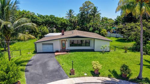 5240 Redwood Ct, Plantation, FL, 33317-1943 | Card Image