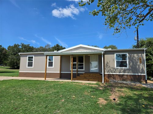 1413 Cardinal Ct E, Azle, TX, 76020 | Card Image