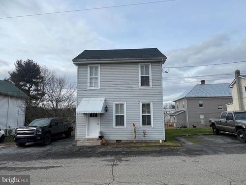 11 Methodist Ave, HANCOCK, MD, 21750-1403 | Card Image