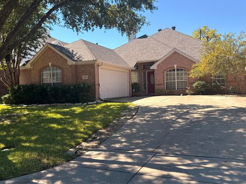 7804 Brook Meadow Ln, Fort Worth, TX, 76133-7957 | Card Image
