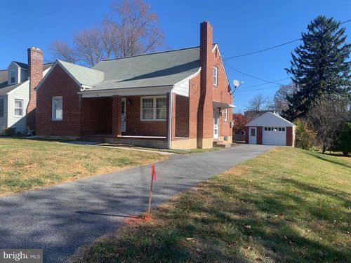 4 Main Ave, WILMINGTON, DE, 19804-1829 | Card Image