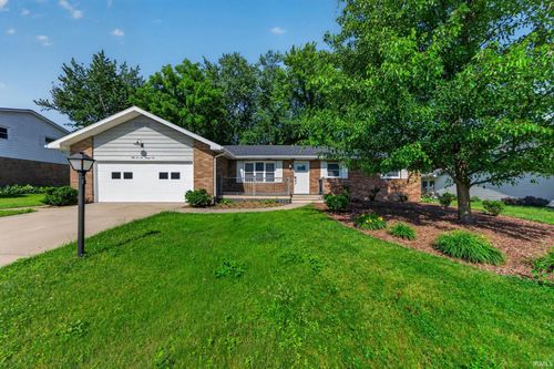 52291 Shenandoah Dr, South Bend, IN, 46635-1038 | Card Image