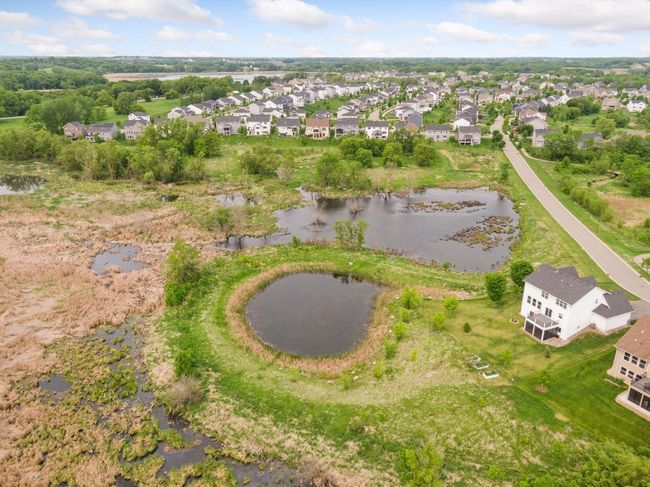 8999 Lakeside Dr, House other with 5 bedrooms, 4 bathrooms and null parking in Victoria MN | Image 4