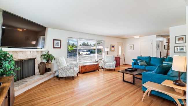 2475 Melbrook Way, House other with 3 bedrooms, 2 bathrooms and 2 parking in Santa Rosa CA | Image 12